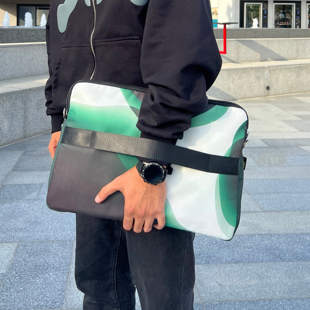 Emerald Flow laptop Sleeve